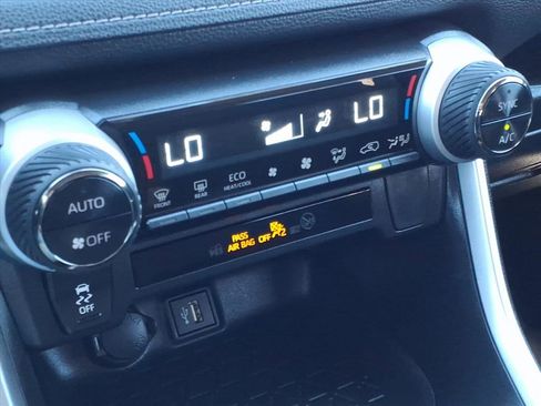 Certified 2025 Toyota RAV4 LE image 22