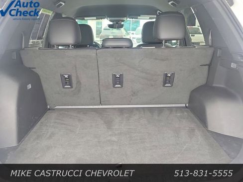 Used 2025 Chevrolet Equinox LT w/ Convenience Package II FWD image 25