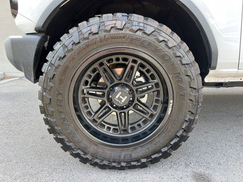 Used 2022 Ford Bronco Wildtrak AWD/4WD image 26