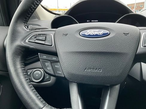 Used 2019 Ford Escape SEL image 23