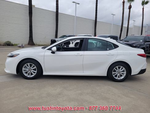 Certified 2025 Toyota Camry LE FWD image 7