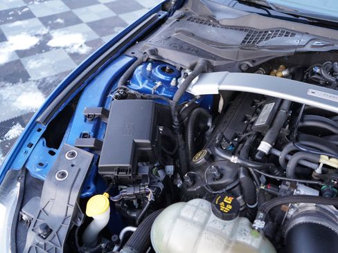 Used 2017 Ford Mustang Shelby GT350 w/ Electronics Package image 97