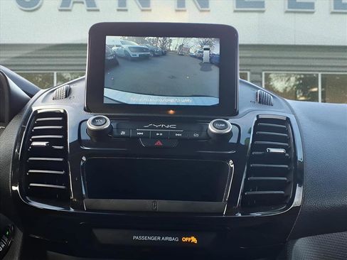 Used 2022 Ford Transit Connect Titanium w/ Trailer Tow Package image 23