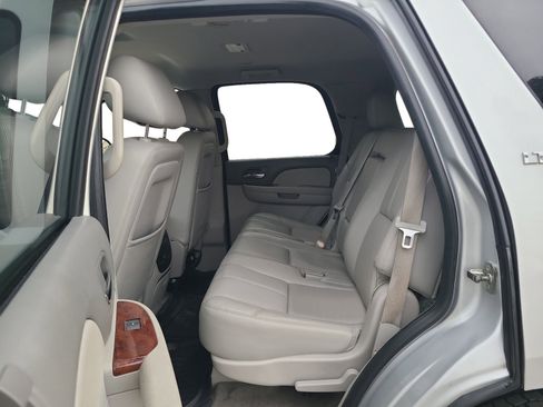 Used 2014 Chevrolet Tahoe LT image 19