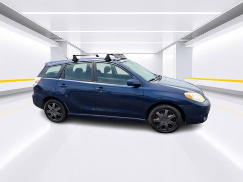 Used 2005 Toyota Matrix FWD image 3