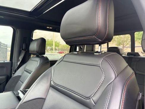 Used 2025 Ford F150 Raptor image 9