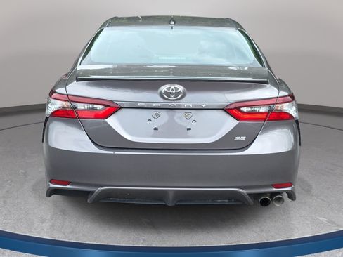Used 2024 Toyota Camry SE FWD image 6
