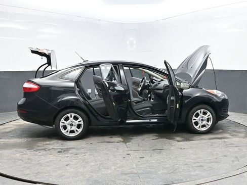 Used 2016 Ford Fiesta SE image 47