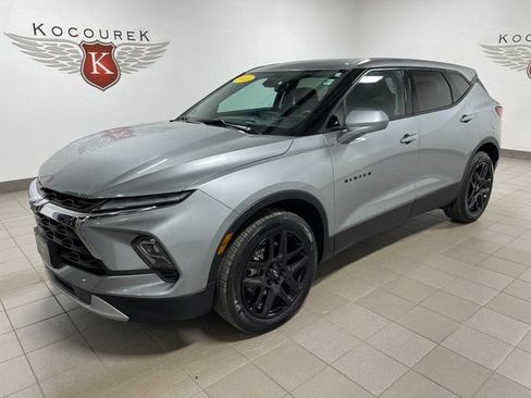 Used 2023 Chevrolet Blazer LT w/ Driver Confidence Package AWD/4WD image 3