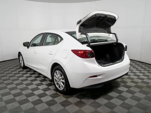 Used 2017 MAZDA MAZDA3 Sport w/ Preferred Equipment Package FWD image 28