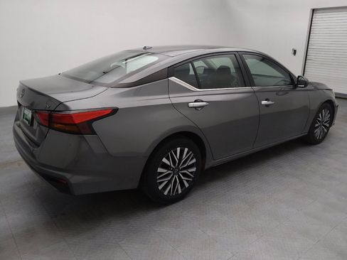 Used 2023 Nissan Altima 2.5 SV image 10