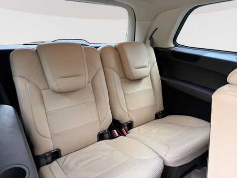 Used 2017 Mercedes-Benz GLS 550 4MATIC image 26