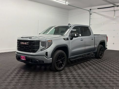 Used 2025 GMC Sierra 1500 Elevation w/ Elevation Premium Package AWD/4WD image 1