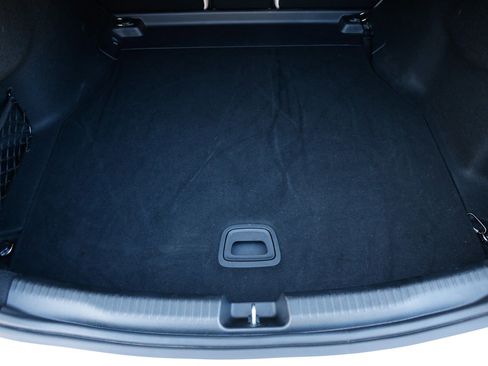 Used 2024 Mercedes-Benz C 300 Sedan image 28