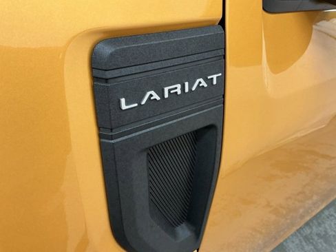 Used 2023 Ford Maverick Lariat w/ Lariat Luxury Package image 9