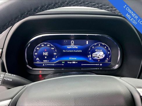 Used 2024 Chevrolet Tahoe LT w/ Luxury Package image 27