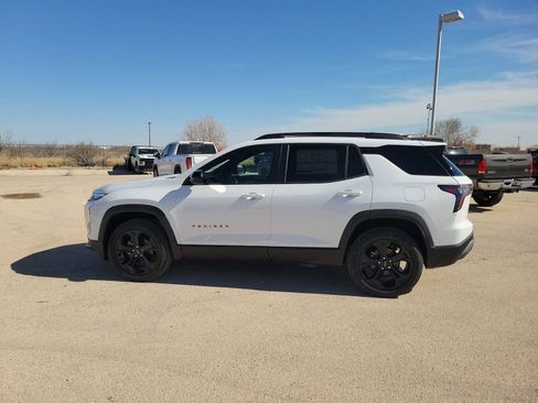 New 2026 Chevrolet Equinox LT w/ Convenience Package II AWD/4WD image 5