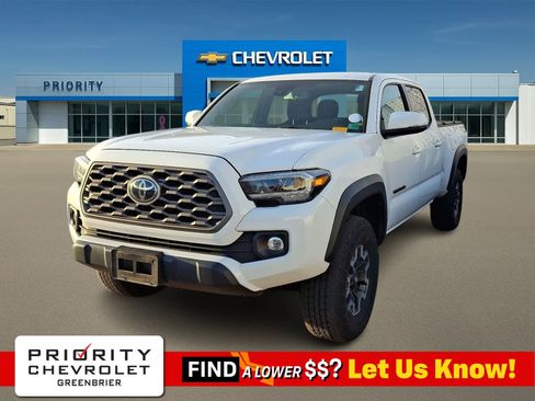Used 2023 Toyota Tacoma TRD Off-Road image 1