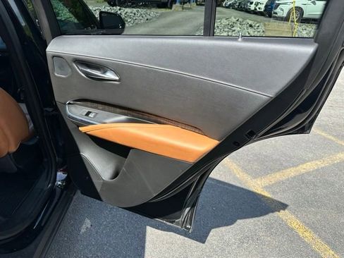 Used 2019 Cadillac XT4 Sport AWD/4WD image 19