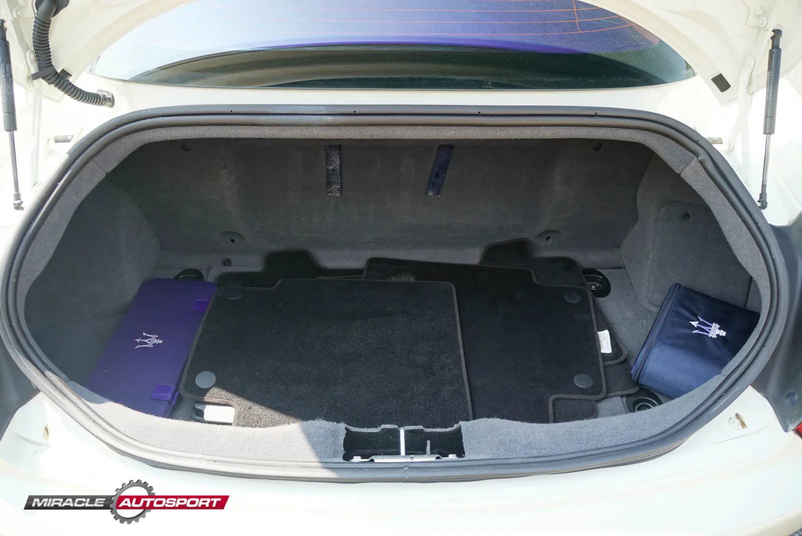 Used 2017 Maserati GranTurismo Sport RWD image 24