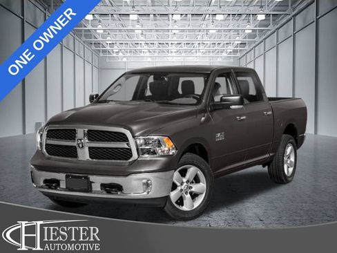 Used 2019 RAM 1500 Classic SLT w/ Luxury Group AWD/4WD image 1