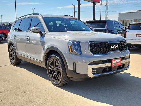 Used 2023 Kia Telluride SX Prestige X-Line image 4