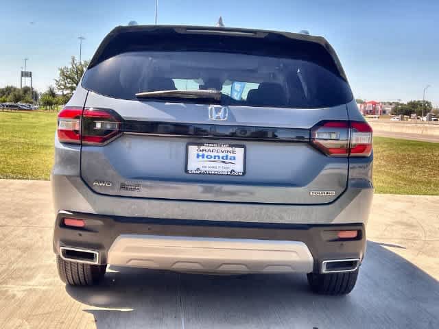 Certified 2025 Honda Pilot Touring image 6