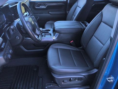 Used 2024 Chevrolet Silverado 1500 LTZ w/ Technology Package AWD/4WD image 16