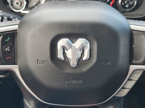 Used 2023 RAM 1500 Lone Star AWD/4WD image 37