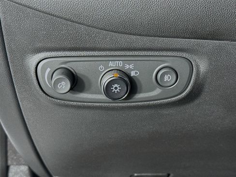 Certified 2023 Chevrolet Equinox Premier image 10