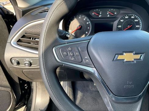 Used 2023 Chevrolet Malibu LT FWD image 21