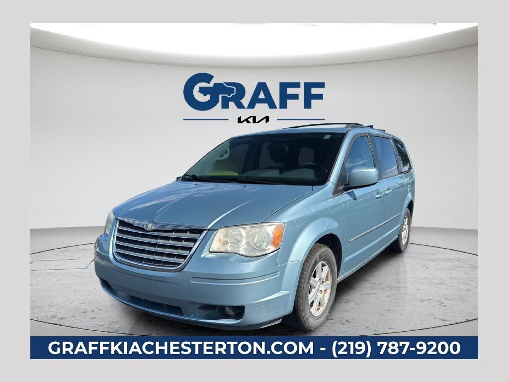 Used 2010 Chrysler Town & Country Touring FWD image 1
