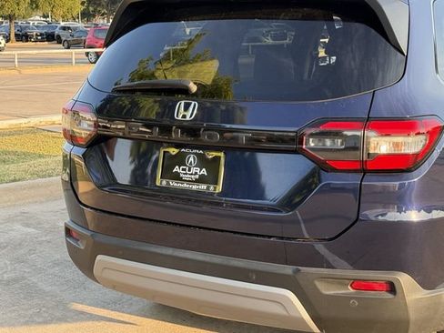 Used 2024 Honda Pilot EX-L image 6