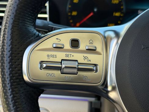 Used 2023 Mercedes-Benz GLS 450 4MATIC image 30