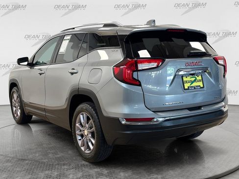 Used 2023 GMC Terrain SLT AWD/4WD image 6
