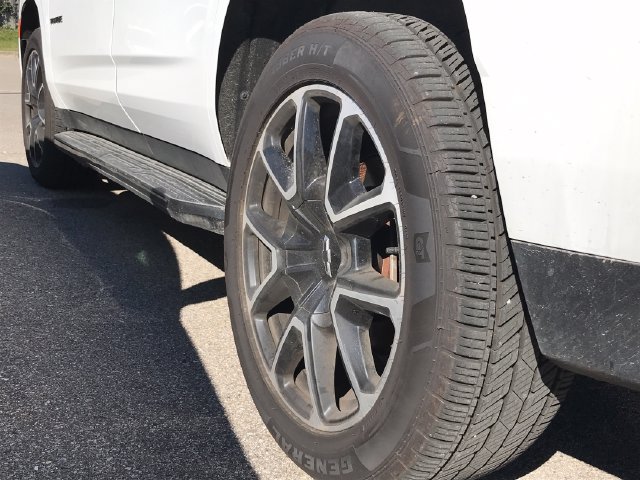 Certified 2022 Chevrolet Tahoe RST w/ Luxury Package AWD/4WD image 39