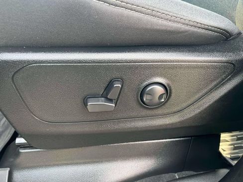 Used 2023 RAM 1500 Big Horn AWD/4WD image 19
