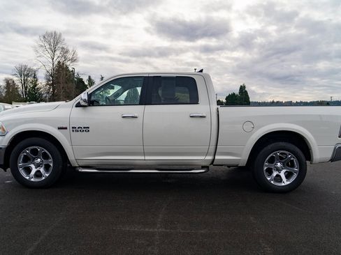 Used 2018 RAM 1500 Laramie w/ Convenience Group image 12
