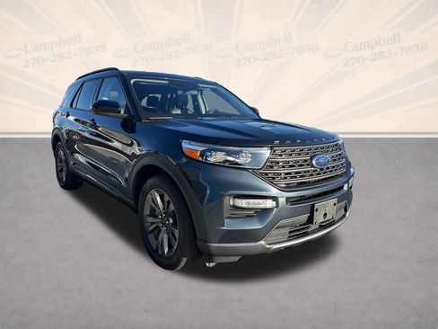 Used 2022 Ford Explorer XLT w/ Equipment Group 202A image 8