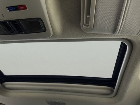 Used 2017 Subaru Crosstrek 2.0i Limited image 24