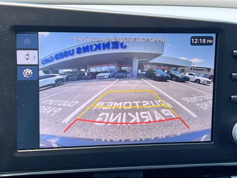 Certified 2025 Hyundai Elantra Sport FWD image 15