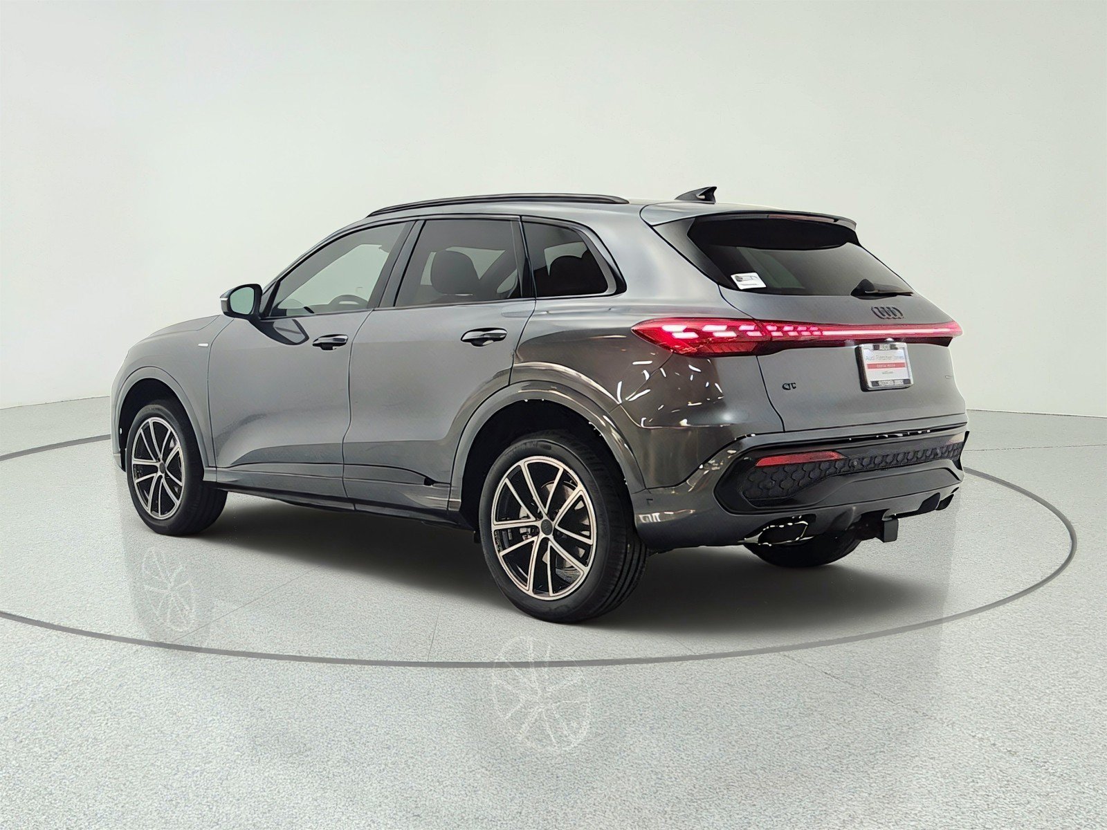 New 2026 Audi Q5 Premium Plus AWD/4WD image 7