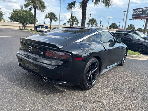 Used 2024 Nissan Z Performance w/ Floor Mat Package RWD image 5