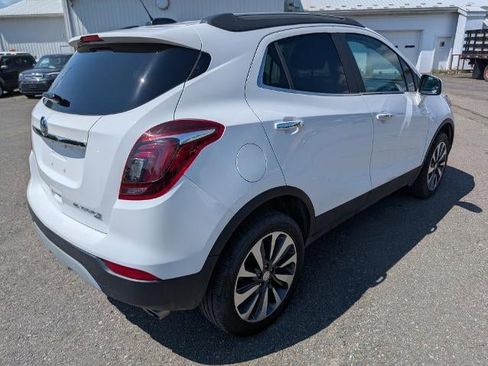 Used 2022 Buick Encore Preferred image 4