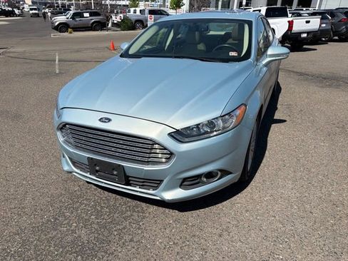 Used 2014 Ford Fusion SE w/ Equipment Group 502A FWD image 5