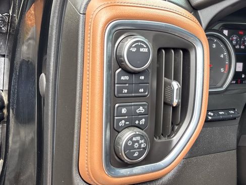 Used 2022 Chevrolet Silverado 2500 High Country w/ Z71 Off-Road Package AWD/4WD image 28