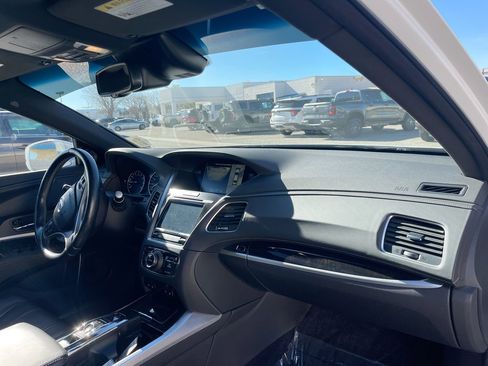 Used 2018 Acura RLX Sport Hybrid w/ Advance Pkg image 44