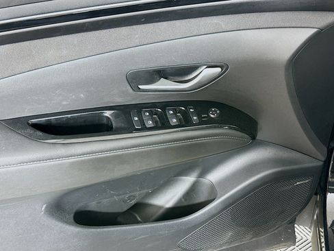 Used 2022 Hyundai Tucson Limited AWD/4WD image 15