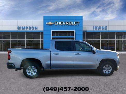 Used 2021 Chevrolet Silverado 1500 LT image 9