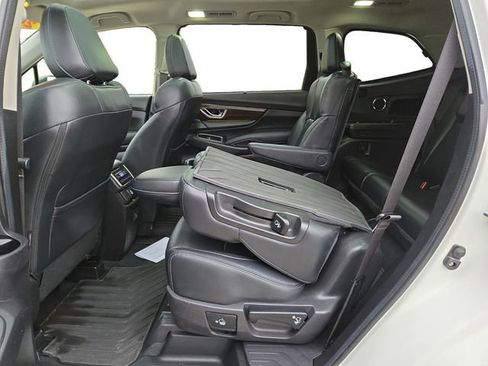 Used 2024 Subaru Ascent Touring w/ Popular Package #2 image 14